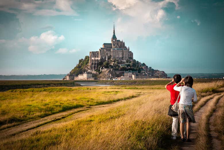 Mont-Saint-Michel & Omaha Beach Day Trip - Galería 1