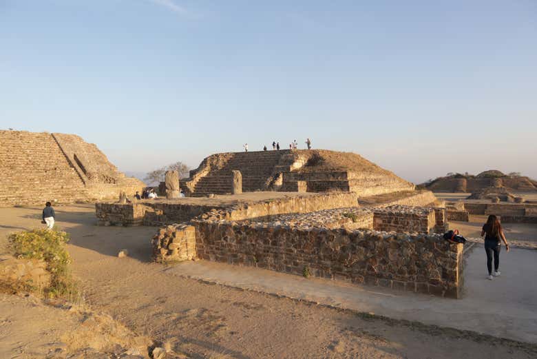 Tour al atardecer por la zona arqueológica de Monte Albán - Galería 2