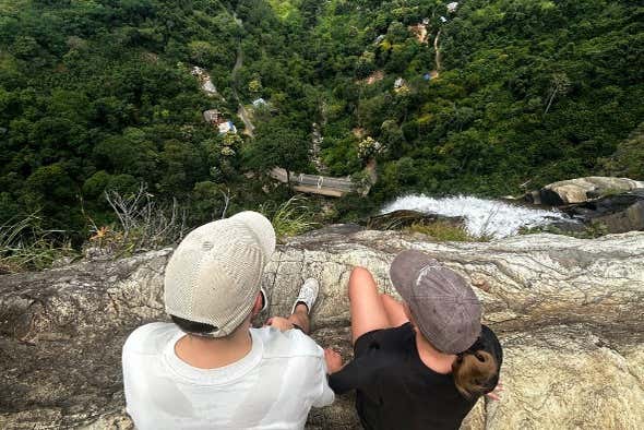 Excursión privada a las cascadas de Diyaluma