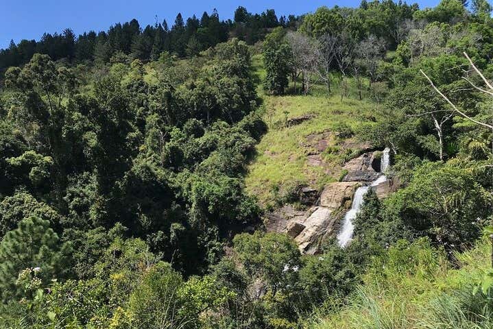 Excursión privada a las cataratas Bambarakanda