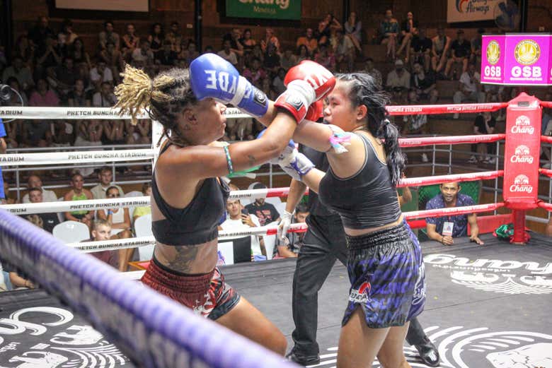 Espectáculo de Muay Thai en Koh Samui