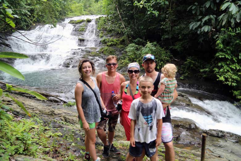 Excursión a las cascadas de Mulguri