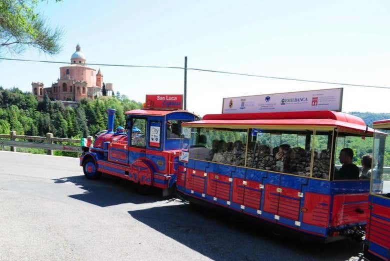 Tren turístico al Santuario de San Luca