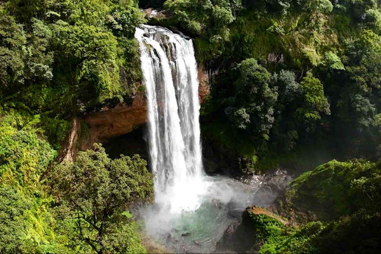 Excursión a la cascada Kiki