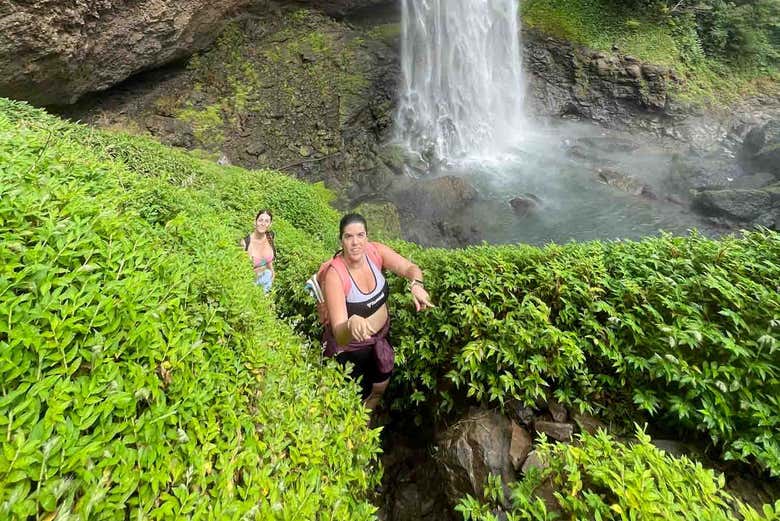 Excursión a la cascada Kiki