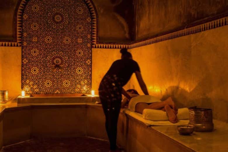 Baño en el hammam Marassa