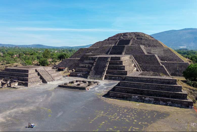 Excursión en globo a Teotihuacán + Basílica de Guadalupe