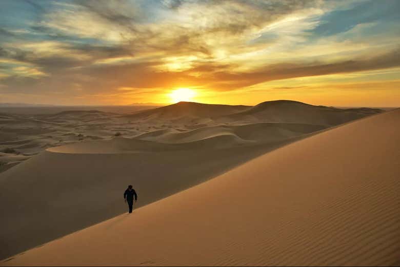 Noche en el desierto de Varzaneh