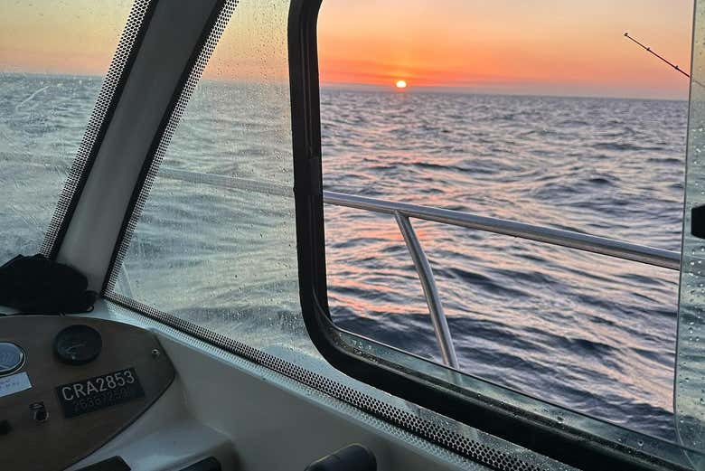 Paseo en barco por el Cabo Espichel al atardecer