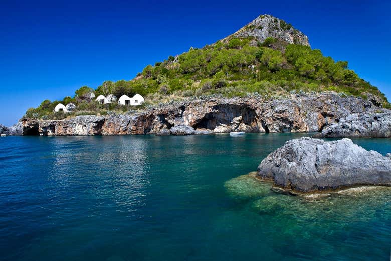 Paseo en barco por la costa de Scalea