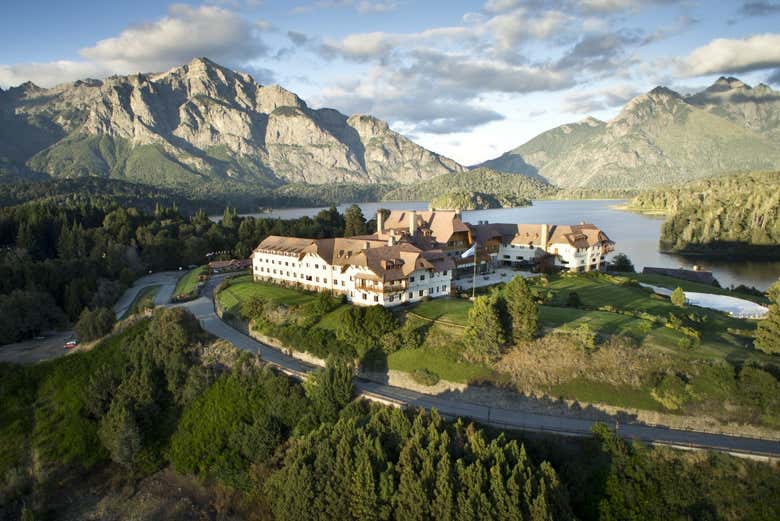Tour por el Circuito Chico + Colonia Suiza