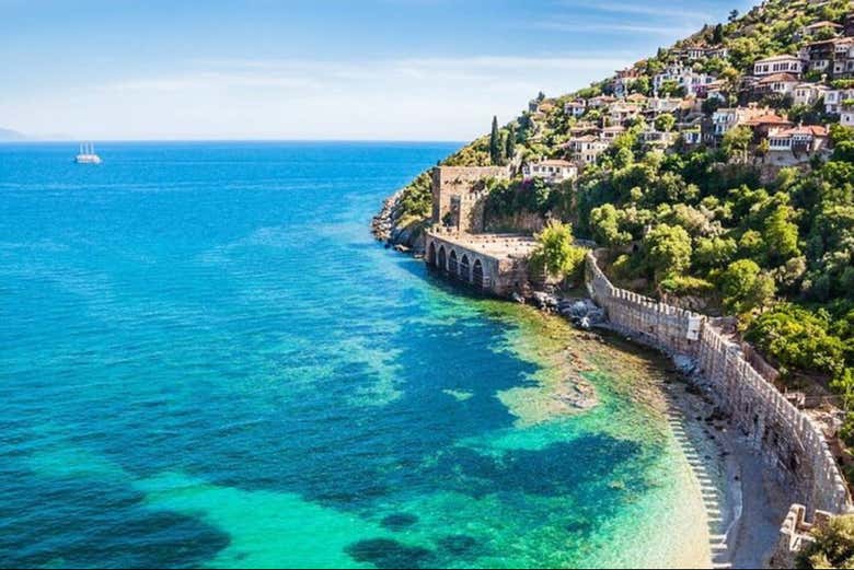 Paseo en catamarán con comida por Alanya