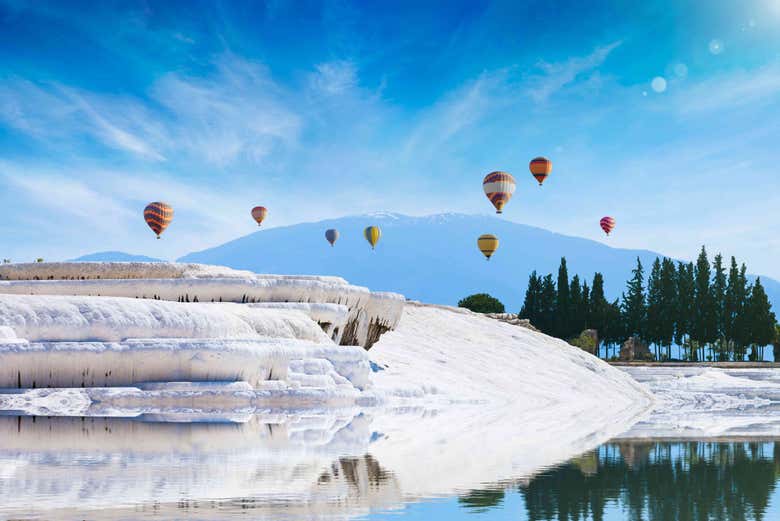 Excursión a Pamukkale y Hierápolis + Paseo en globo