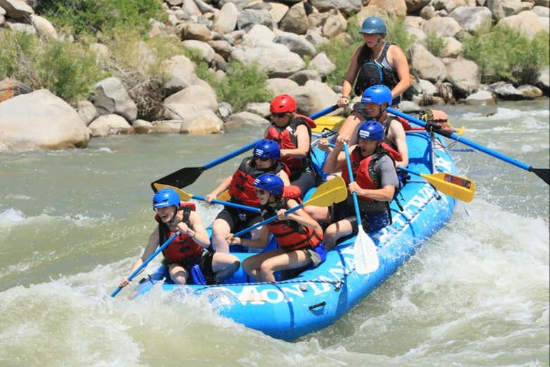 Rafting en el río Yellowstone