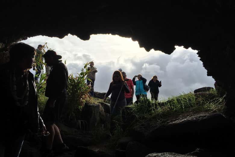 Excursión a Rano Raraku, Ahu Tongariki y Anakena