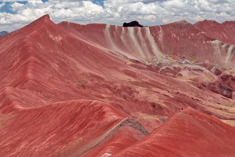 Trekking por la Montaña Arcoíris y el Valle Rojo