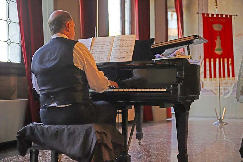 Concierto de música clásica en el Palacio Carlotti