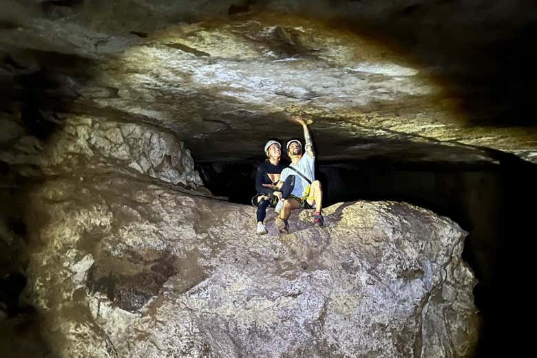 Excursión a las cavernas del Cacique Guatapé