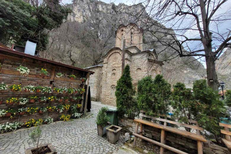 Excursión al Cañón de Matka y la Cruz del Milenio