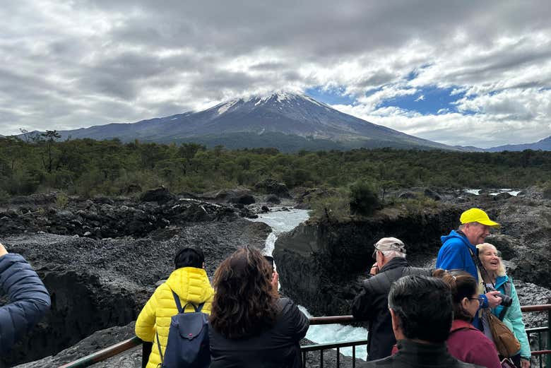 Excursión a los Saltos de Petrohué y Puerto Varas para cruceros