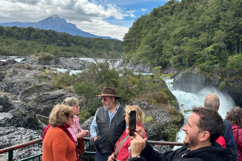 Excursión a los Saltos de Petrohué y Puerto Varas para cruceros