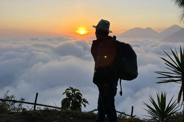 Senderismo hasta el Rostro Maya al amanecer