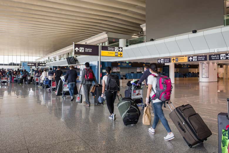 Autobús del aeropuerto de Fiumicino a Civitavecchia