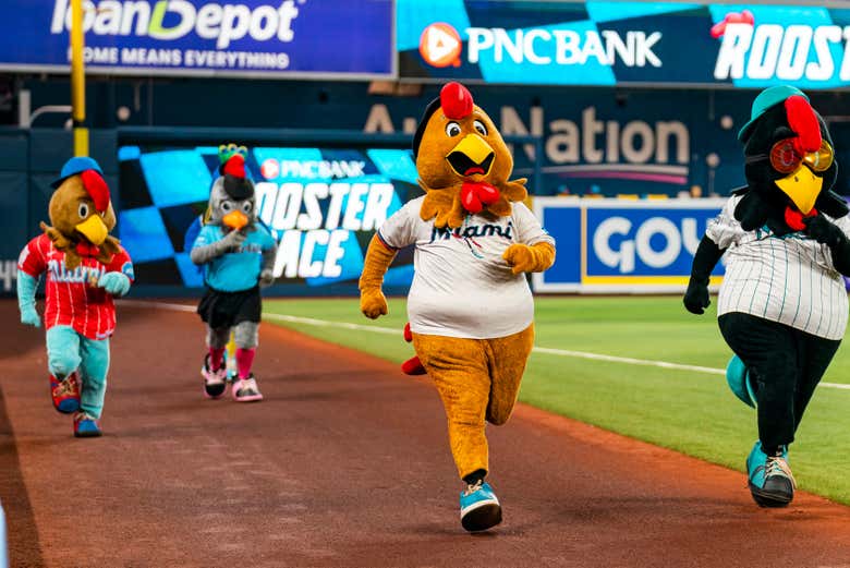 Tour por el LoanDepot Park, el estadio de los Marlins