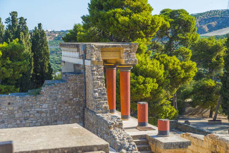 Entrada al Palacio de Knossos con audioguía