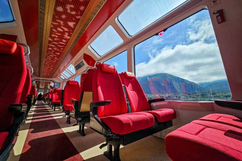 Excursión a las Salinas Grandes + Tren Solar de la Quebrada