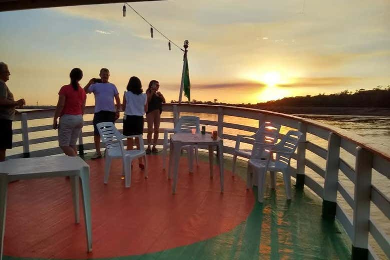 Paseo en barco por el río Madeira