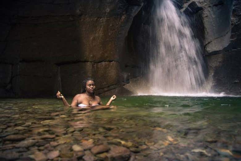 Excursión a Titou Gorge, cascadas de Trafalgar y Wotten Waven