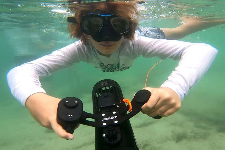 Snorkel con scooter submarino en Cap d'Ail