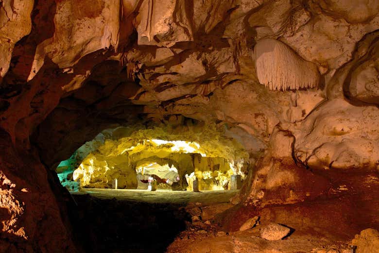 Excursión a las cuevas de Green Grotto + Cascadas Konoko - Galería 1