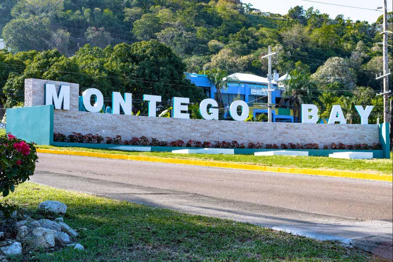 Tour por Bahía Montego + Playa Doctor's Cave