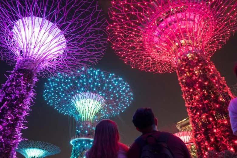 Tour nocturno en autobús descapotable por Singapur