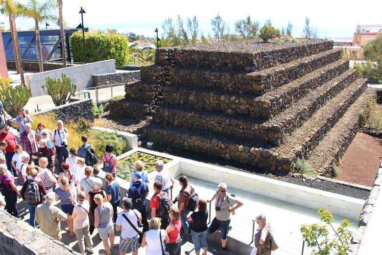 Entrada a las Pirámides de Güímar