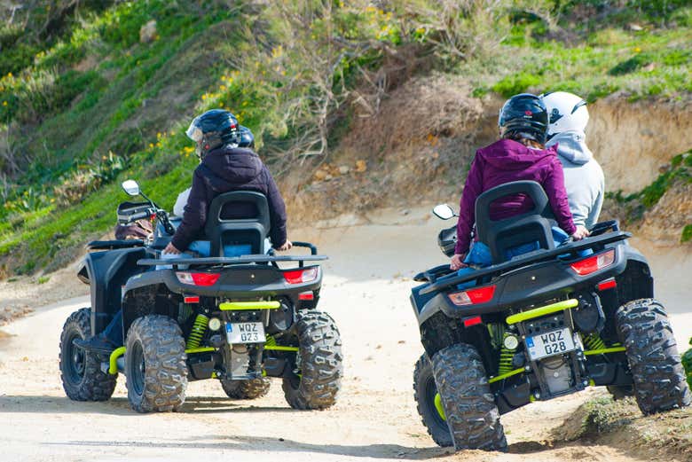 Tour en quad por Gozo + Paseo en barco por Comino