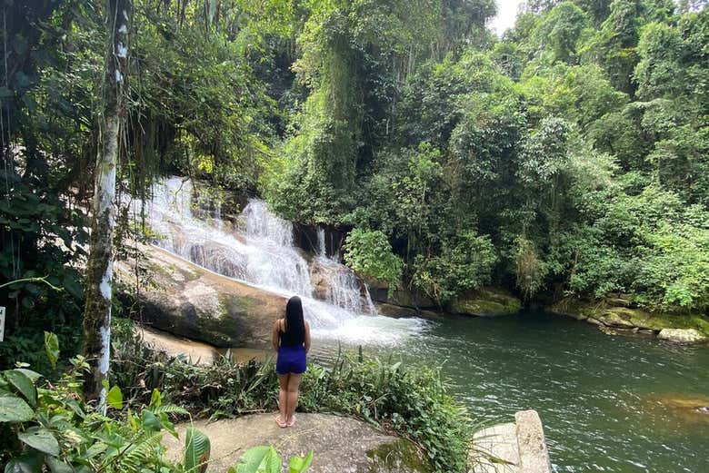 Tour en 4x4 por las cascadas de Paraty + Visita a una destilería de cachaza