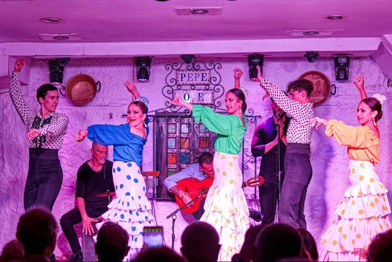 Espectáculo en la Taberna Flamenca Pepe López