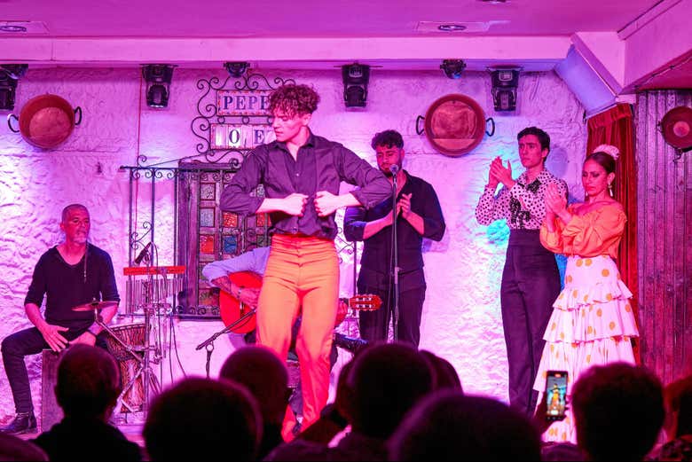 Espectáculo en la Taberna Flamenca Pepe López
