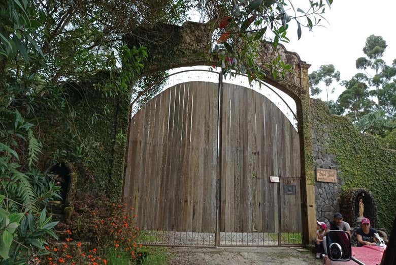 Visita al Monasterio San José + Museo La Apostólica