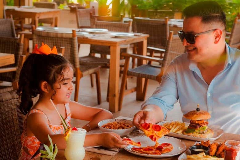 Day Pass para el Shekinah Beach Club