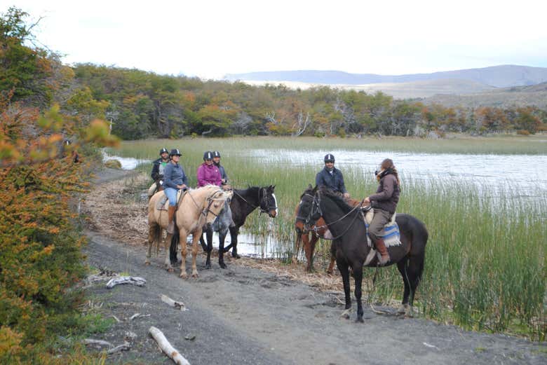 Paseo a caballo por la Laguna Sofía
