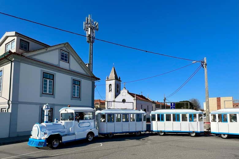 Tren turístico de Aveiro + Paseo en barco moliceiro
