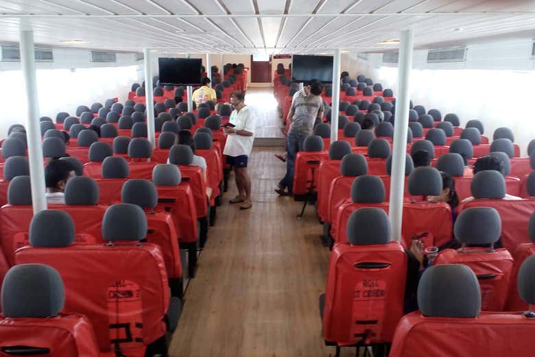 Ferry a las islas Phi Phi