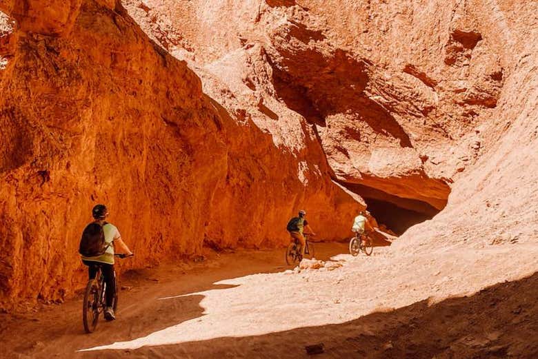 Tour en bicicleta por la Garganta del Diablo