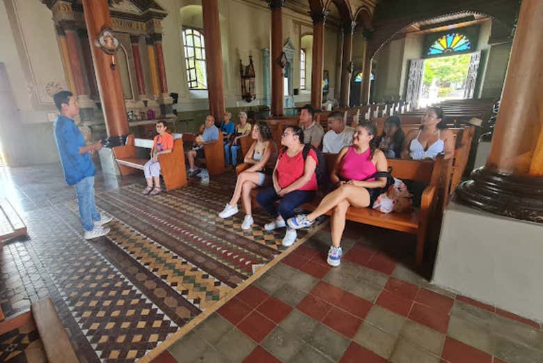 Excursión a Suchitoto y Cihuatán