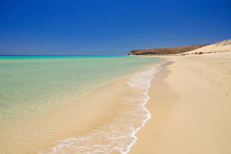 Excursión a las cuevas de Ajuy y la playa de Sotavento