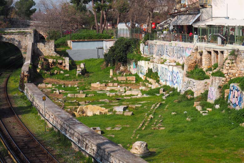 Entrada al Ágora de Atenas con audioguía